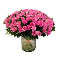 Place Online Order for Pink Roses in Vase of 100 Flowers in Bangalore on this, Diwali