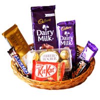 Wish Diwali to loved ones by sending Basket of Chocolates to Bangalore