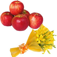 Free Online New Year Gifts to Bangalore including of Yellow Lily Bouquet 3 Flower Stems with 1 Kg Fresh Apple
