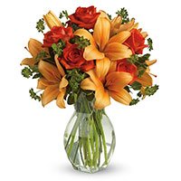 Best Flower Delivery in Bengaluru : Orange Lily Red Roses