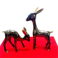 Unique Diwali Gifts Online. A Pair of Deers in Brass