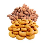 Buy Online 500gm Roasted Almonds and 500gm Roasted Cashew with New Year Gifts to Bangalore.
