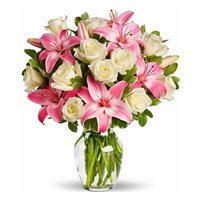 Place Order for Rakhi with Flowers. Pink Lily White Rose in Vase 15 Flowers to Bangalore
